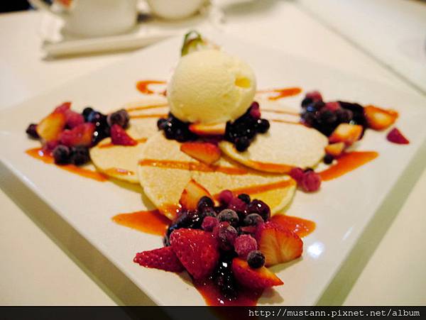 N_1360693.JPG N_1360693.JPG