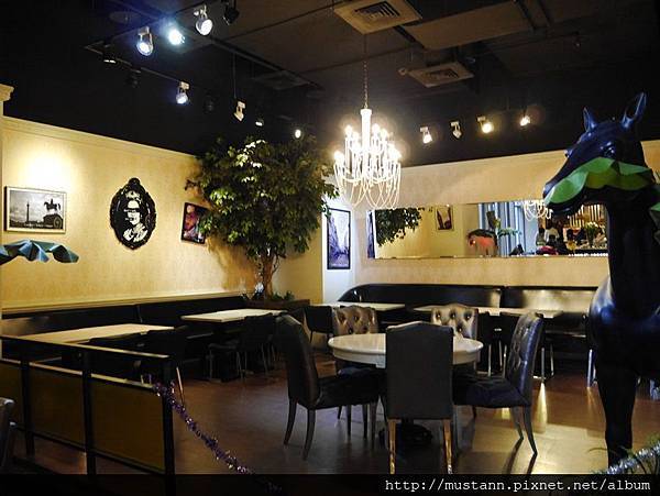 N_1360745.JPG N_1360745.JPG