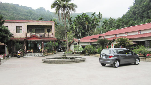 IMG_8932.jpg IMG_8932.jpg