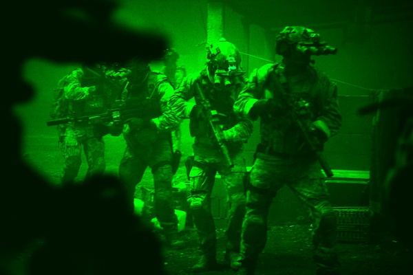 00：30凌晨密令 (Zero Dark Thirty) Jan,2013