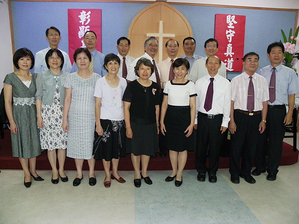 長執合照.jpg 長執合照.jpg