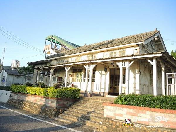 新埔車站：【苗栗】日式風味最靠海的木造站房❤新埔火車站