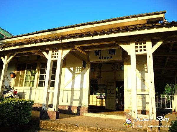 新埔車站：【苗栗】日式風味最靠海的木造站房❤新埔火車站