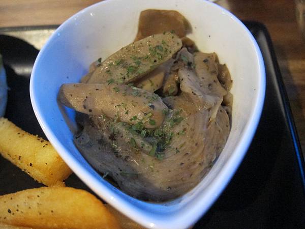 IMG_3693.JPG IMG_3693.JPG