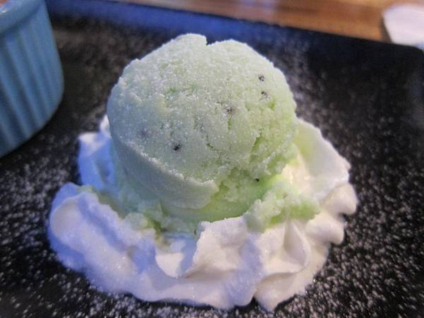 IMG_3701.JPG IMG_3701.JPG