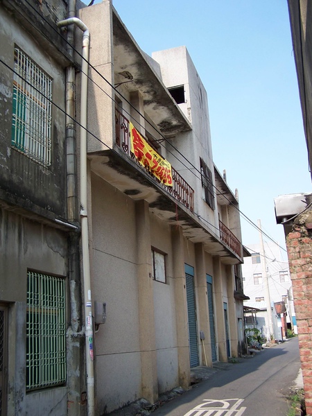 B2-02b大新戲院側面.jpg B2-02b大新戲院側面.jpg