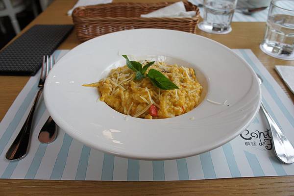 DSC00087.jpg DSC00087.jpg