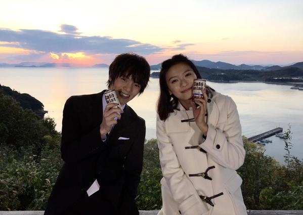 B3_1IciCYAAnC9- B3_1IciCYAAnC9-