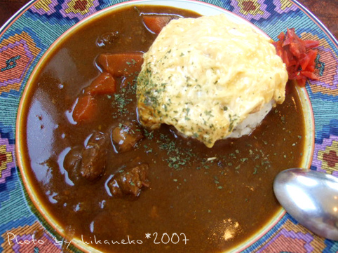 2007_1201019_本來想點蛋包飯的,最後還是受不了咖哩的誘惑Q_O.JPG 2007_1201019_本來想點蛋包飯的,最後還是受不了咖哩的誘惑Q_O.JPG