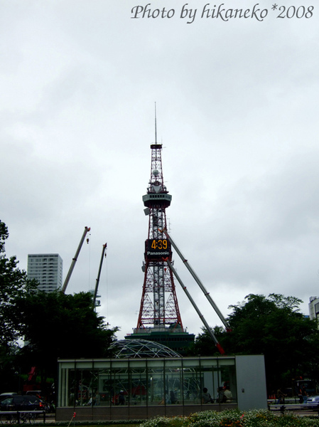 DSCF4371_大通公園‧下方正在蓋「小鳥巢」.jpg DSCF4371_大通公園‧下方正在蓋「小鳥巢」.jpg