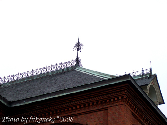 DSCF4424_北海道廳舊本廳舍19‧屋脊上的線條很別緻精細.jpg DSCF4424_北海道廳舊本廳舍19‧屋脊上的線條很別緻精細.jpg