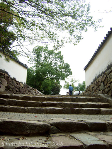 DSCF6724_岡山城‧廊下門之後的石階.jpg DSCF6724_岡山城‧廊下門之後的石階.jpg