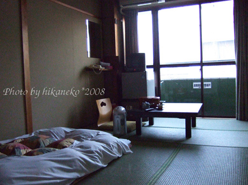 single room with bathroom.jpg single room with bathroom.jpg
