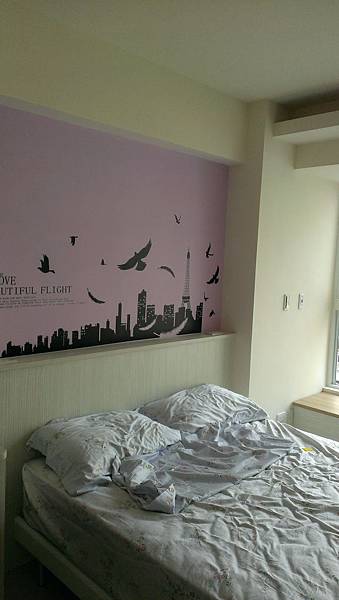 主臥壁貼.jpg 主臥壁貼.jpg