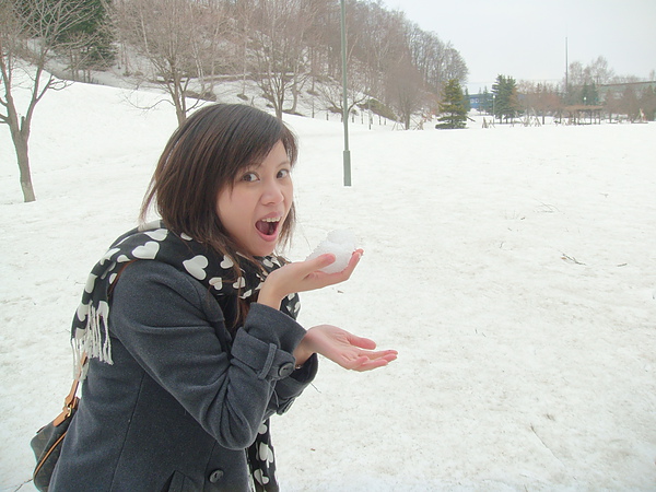 冰冰的雪..想吞它