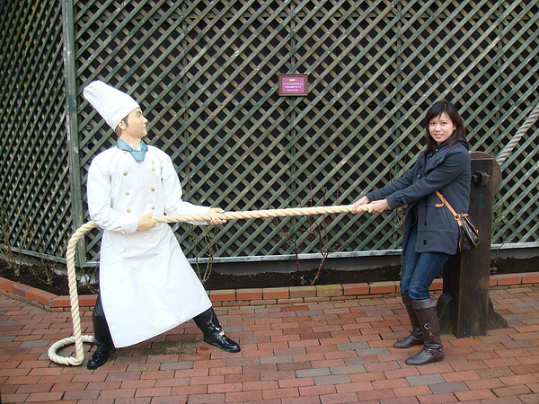 嘿咻嘿咻123123 努力拔河