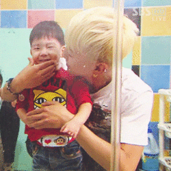 tumblr_mdbj4cQY8m1rgigwjo4_250