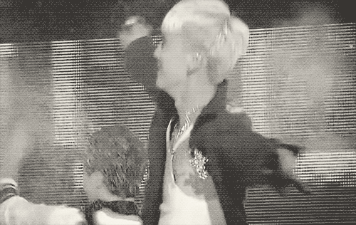 tumblr_mdk1spHZLE1r2uck5o1_500