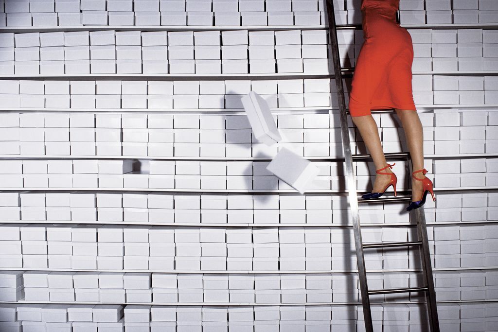 2. Charles Jourdan, Fall 1977 © Guy Bourdin 2. Charles Jourdan, Fall 1977 © Guy Bourdin