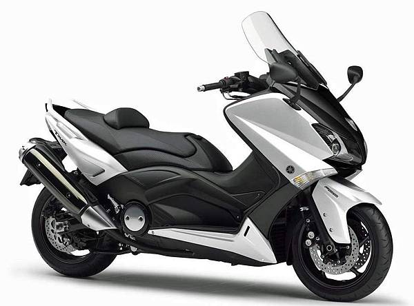 Yamaha TMAX 12 2