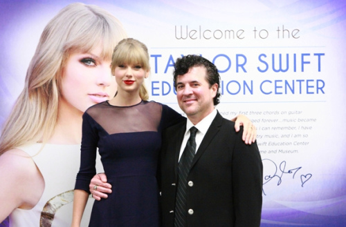 名人堂拿「色女照」控醫師妻與王建民外遇 法官認證:這早安圖/