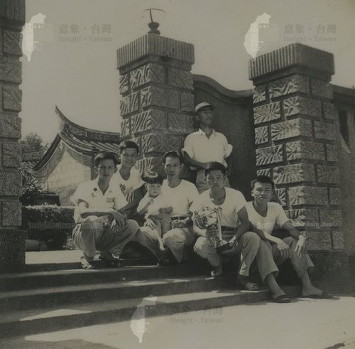 永光棒球隊-北埔姜家棒球隊(同姜阿新茶廠名字)+姜烘楷愛好棒 永光棒球隊-北埔姜家棒球隊(同姜阿新茶廠名字)+姜烘楷愛好棒