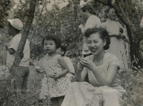 姜麗芝(姜阿新獨女)+姜蘭英、姜蕙英+姜蕙英(姜振驤三女)、 姜麗芝(姜阿新獨女)+姜蘭英、姜蕙英+姜蕙英(姜振驤三女)、