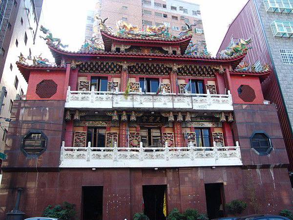 1屋4妻/一屋四妻/住8層大豪宅/胡鵬飛/天宏宮/新竹縣啟德 1屋4妻/一屋四妻/住8層大豪宅/胡鵬飛/天宏宮/新竹縣啟德