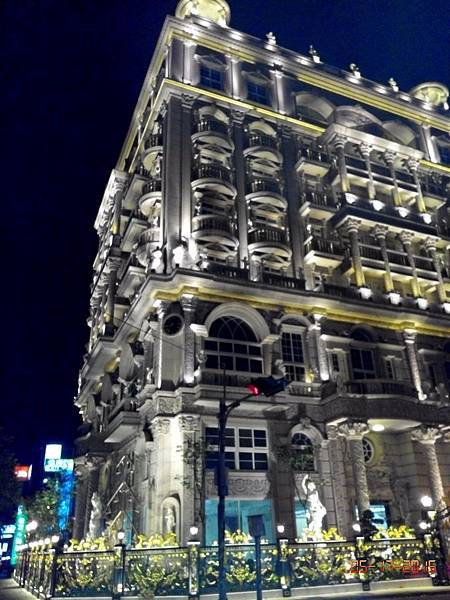 1屋4妻/一屋四妻/住8層大豪宅/胡鵬飛/天宏宮/新竹縣啟德 1屋4妻/一屋四妻/住8層大豪宅/胡鵬飛/天宏宮/新竹縣啟德