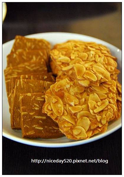 小魔女網聚》2011.12.07 米蘭咖啡 小魔女網聚》2011.12.07 米蘭咖啡