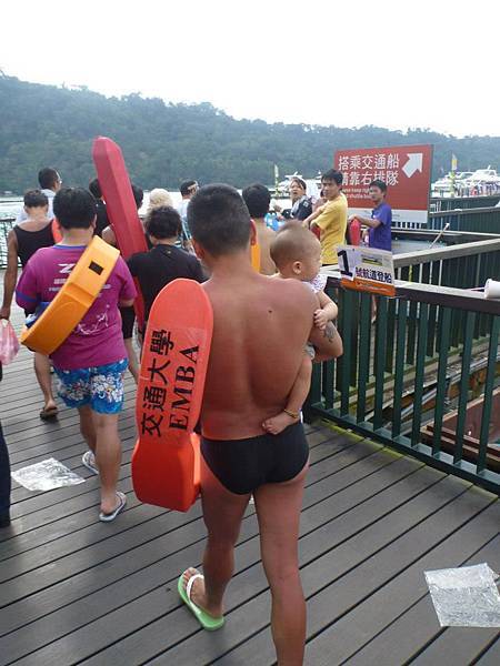 403982_505575709454148_812104337_n