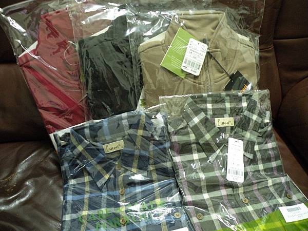 任選贈品5件衣服