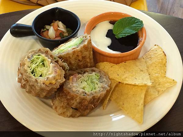 IMG_1084.JPG IMG_1084.JPG