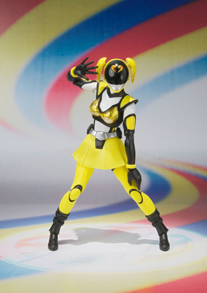 03_akibayellow_main_l 03_akibayellow_main_l