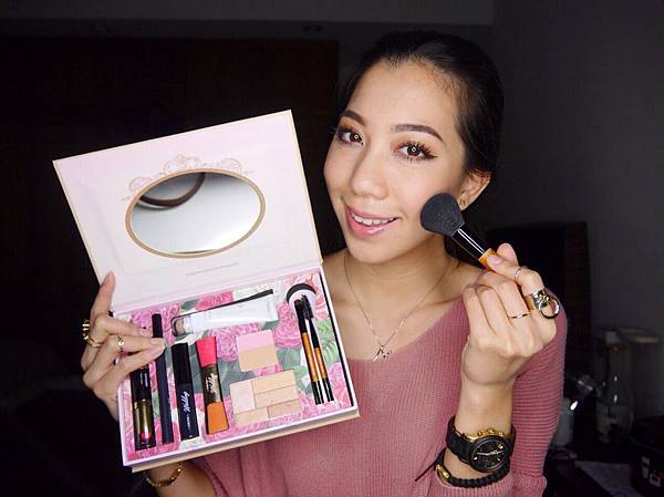 S__12689549 S__12689549