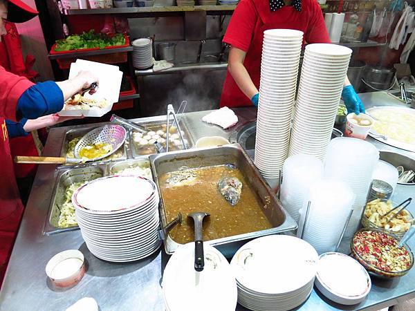 【三重】店小二魯肉飯-平民小吃魯肉飯