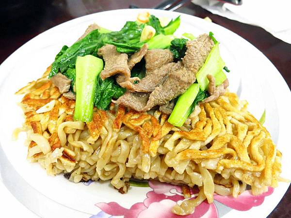 【花蓮美食】南華大陸麵店-極力推薦的煎麵美食 【花蓮美食】南華大陸麵店-極力推薦的煎麵美食