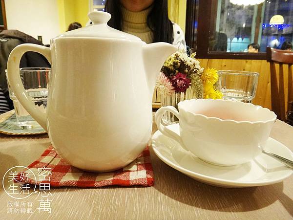 覆盆子,芙蓉花,苹果,蔷薇果