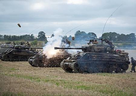 fury-tanks.jpg fury-tanks.jpg