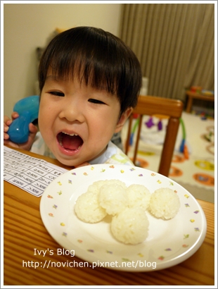 20111207[宇3Y4M15D] 豆仔搖飯糰_5.JPG