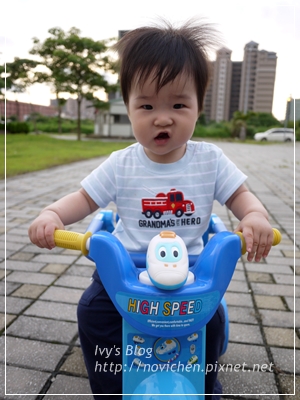 20120520[宇3Y9M4W&安1Y1W] 公園騎腳踏車_8