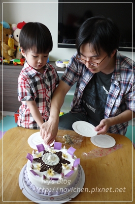 20120722[宇4Y&安1Y2M1W]  豆仔四歲生日_7