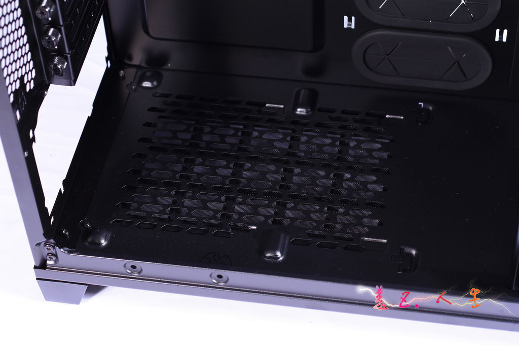 Corsair 簡約又簡單的350D中小型機殼開箱!