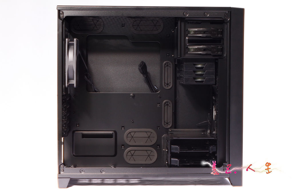 Corsair 簡約又簡單的350D中小型機殼開箱!