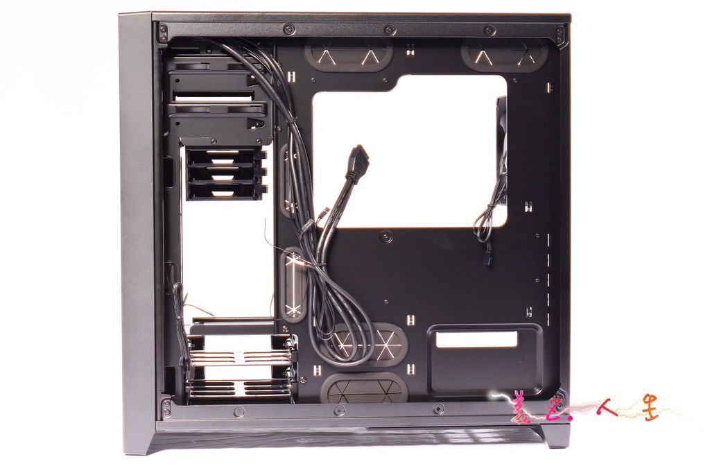 Corsair 簡約又簡單的350D中小型機殼開箱!