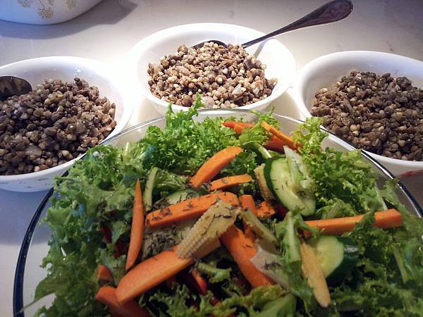 603572_10150975886817735_673683206_n