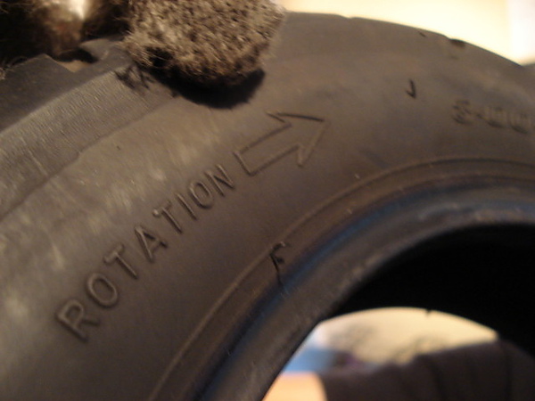 十吋輪胎拆裝 十吋輪胎拆裝