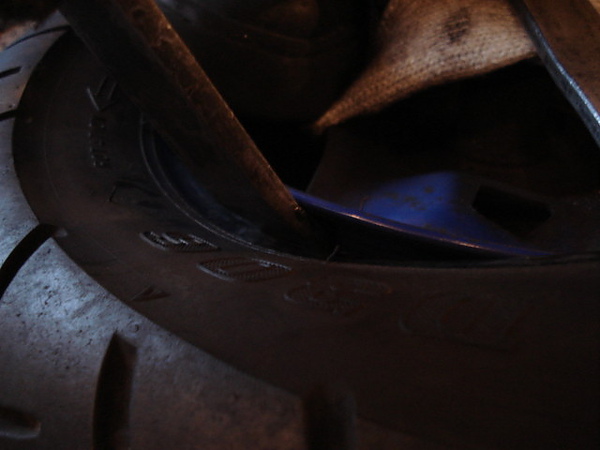 十吋輪胎拆裝 十吋輪胎拆裝