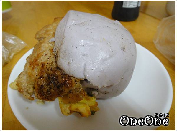 饅頭肉排蛋 (9) 饅頭肉排蛋 (9)