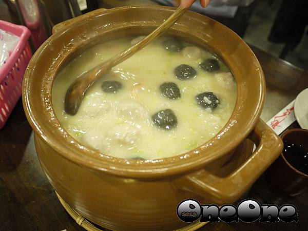 六必居砂鍋粥 (1).JPG 六必居砂鍋粥 (1).JPG